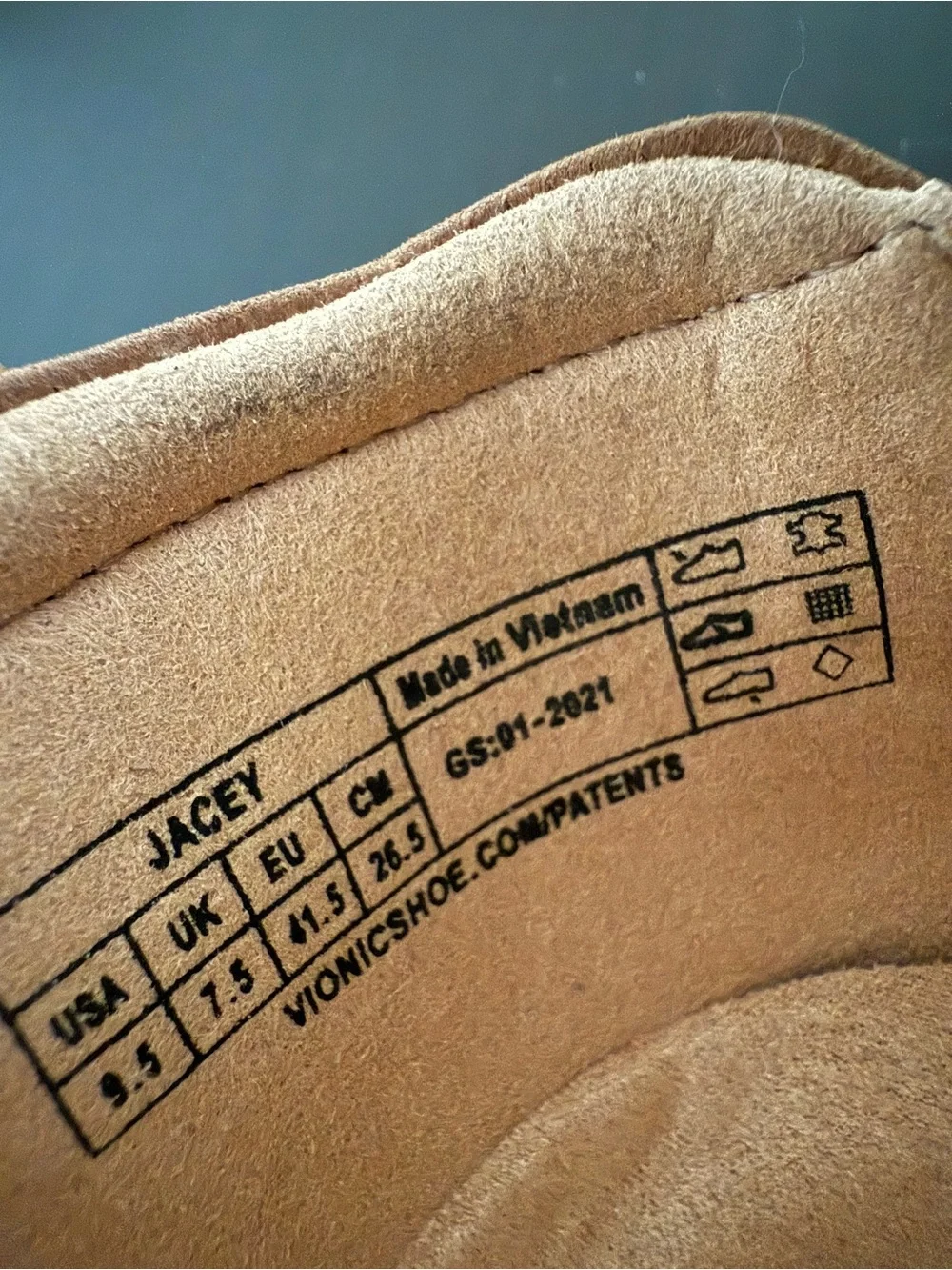 Vionic Leather Jacey Wedge Toffee Orthotic Arch Support